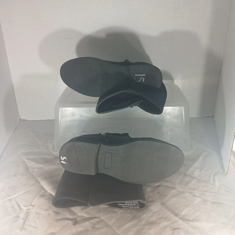 DKNY Girls Black Tall‎ Riding Boots Side Zip Logo Harness Size 1 US/12.5 UK